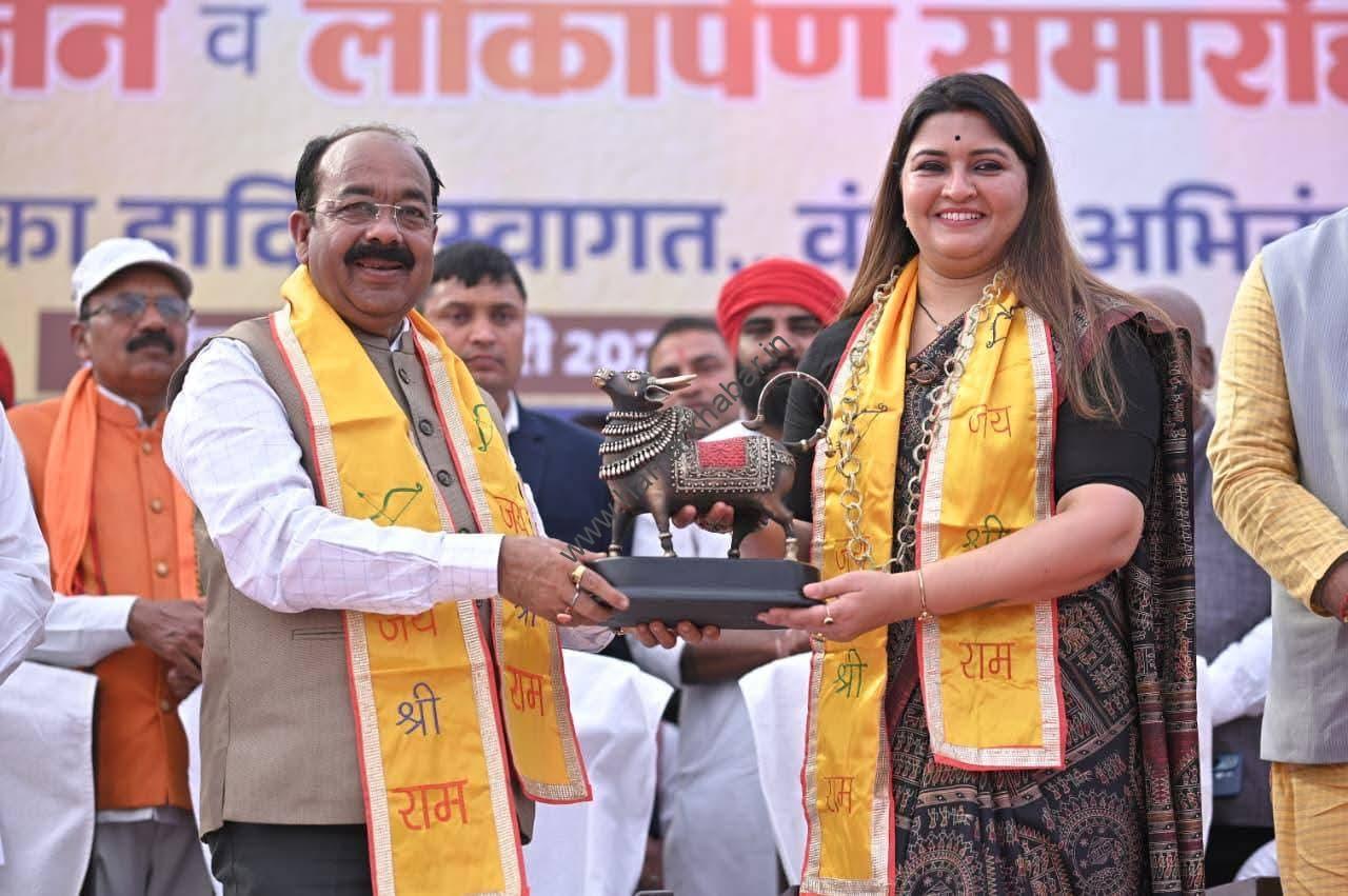 विधायक भावना बोहरा के अथक प्रयासों को मिली बड़ी सफलता: उप मुख्यमंत्री अरुण साव ने पंडरिया एवं पांडातराई के समग्र विकास, आधुनिक अधोसंरचना विस्तार और जनसुविधाओं को सशक्त बनाने हेतु ₹2.98 करोड़ से अधिक के बहुप्रतीक्षित विकास कार्यों को दी स्वीकृति, क्षेत्र में खुशी की लहर